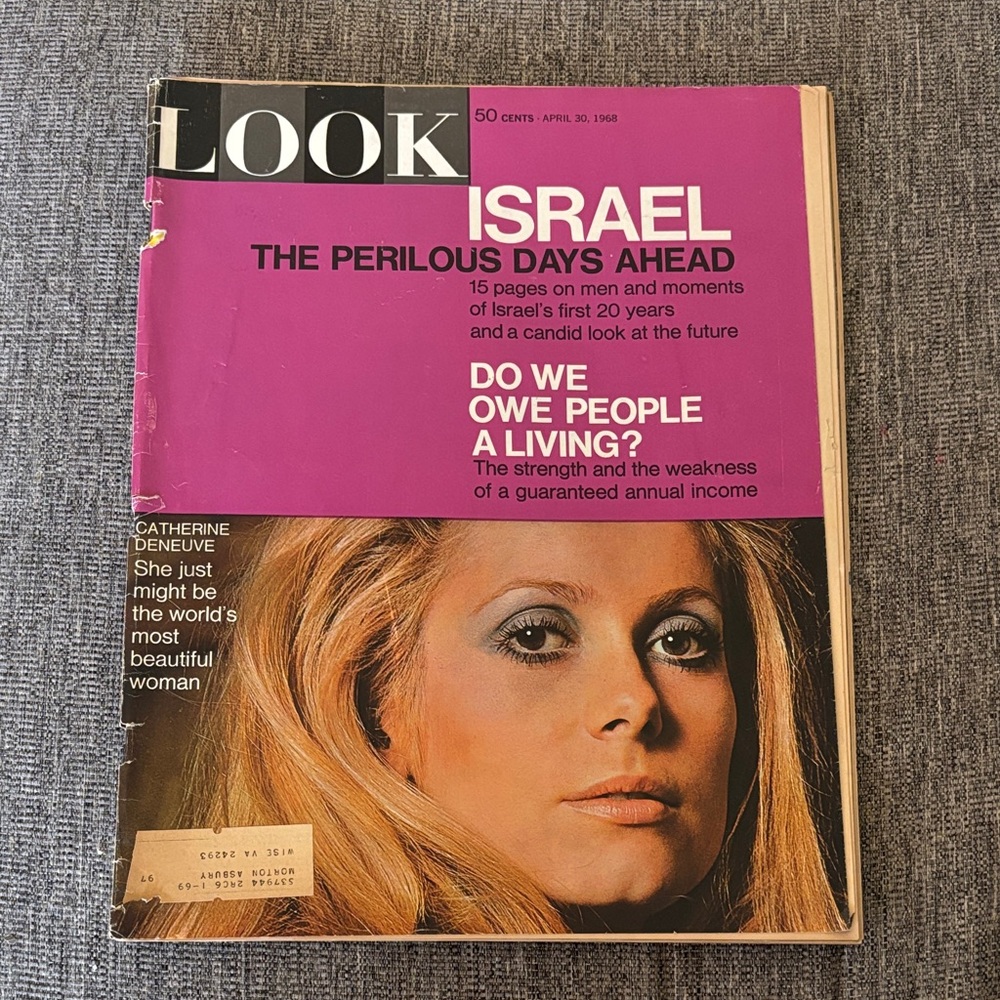 Look Magazine April 30, 1968 Catherine Deneuve, Israel, Joe Torre, Choppers